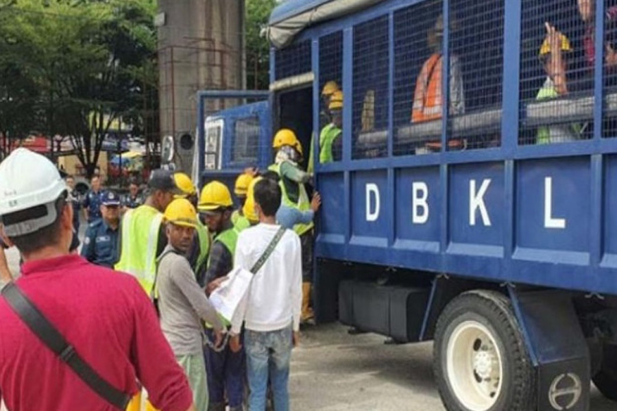 মালয়েশিয়ায় ৬৭ বাংলাদেশি গ্রেপ্তার