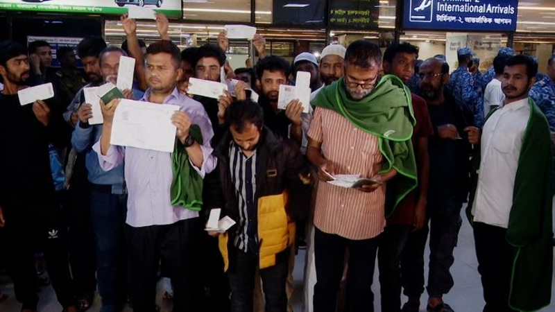 দেশে ফিরলেন শতাধিক সৌদি প্রবাসী