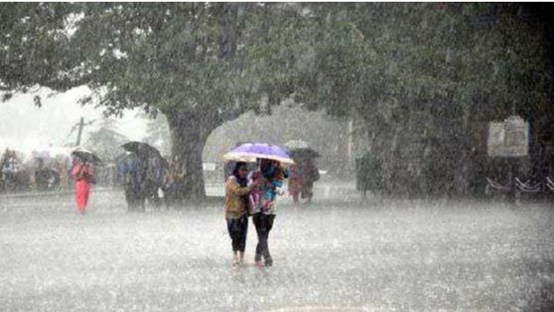 ৩ বিভাগে ‘অতি ভারি’ বৃষ্টির আভাস