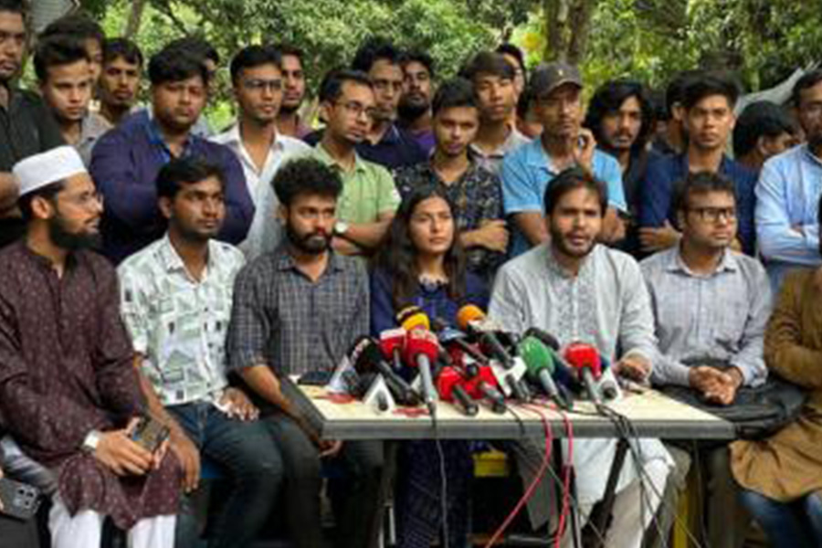 রাকসু নির্বাচন পেছানোর দাবি পাঁচ প্যানেলর