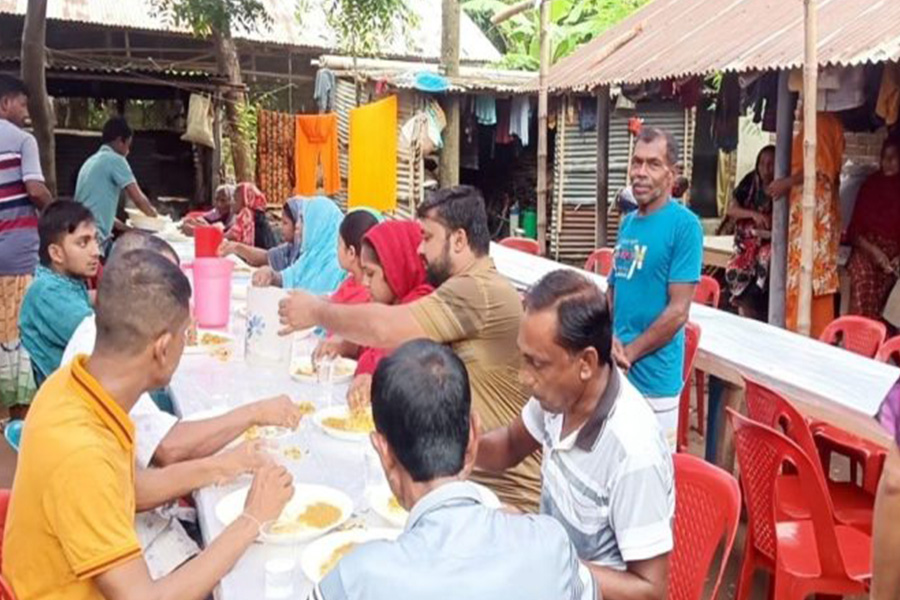 রাজশাহীতে ঋণের দায়ে চার মৃত্যু, ধার করে চল্লিশা