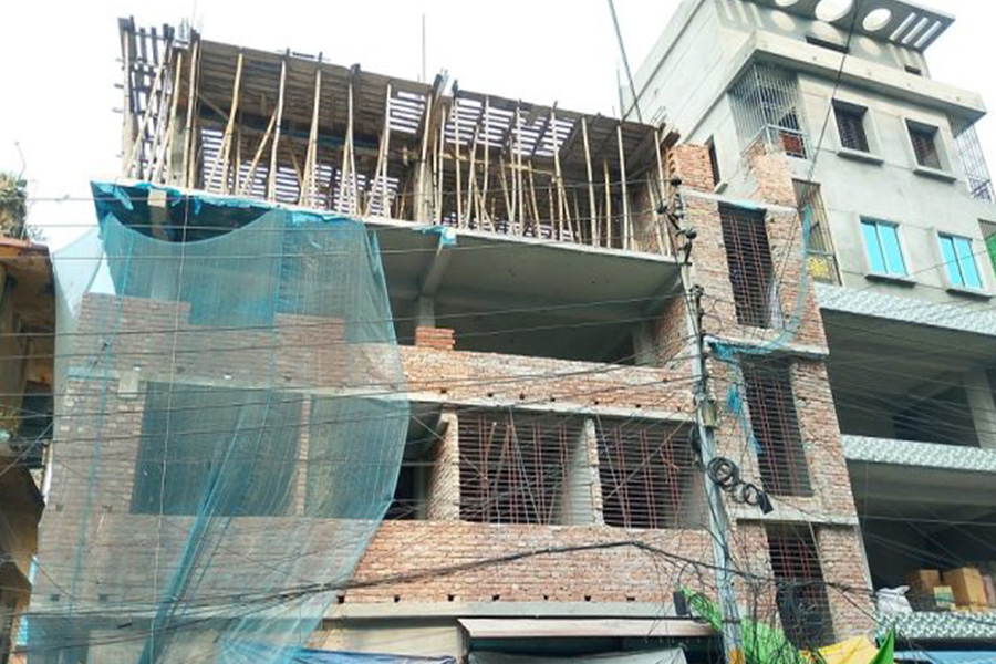 রাসিক-আরডিএ’র জায়গা দখলে নিয়ে গুড়পট্টিতে বহুতল ভবন নির্মাণ?