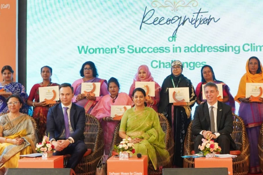 নারীর অদম্য সাহসেই গড়ে উঠবে জলবায়ু সহনশীল বাংলাদেশ : রিজওয়ানা