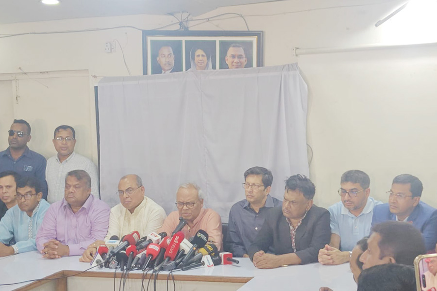 খালেদা জিয়ার বিদেশ যাওয়ার সিদ্ধান্ত হয়নি: রিজভী