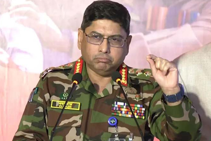 চ্যালেঞ্জ মোকাবিলায় প্রস্তুত থাকার আহ্বান সেনাপ্রধানের