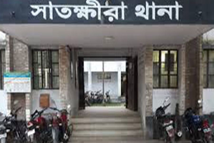 সাতক্ষীরায়এক গৃহবধুর মরদেহ উদ্ধার