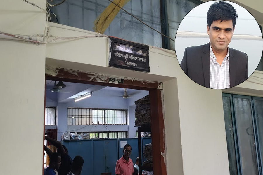 সিরাজগঞ্জে জাহাঙ্গীরে বিরুদ্ধে বিভিন্ন অনিয়মের অভিযোগ