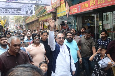 পাটওয়ারীকে দিয়ে আল্লাহ আমার ধৈর্য্যের পরীক্ষা নিচ্ছেন