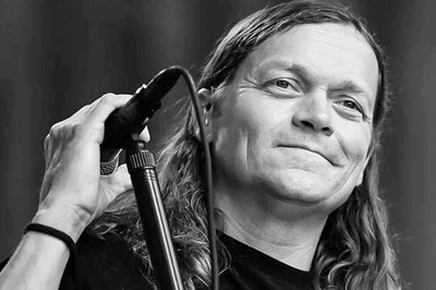 রকস্টার ব্র্যাড আর্নল্ড আর নেই