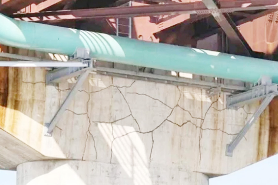 যমুনা রেল সেতুর পিলারে ফাটল!