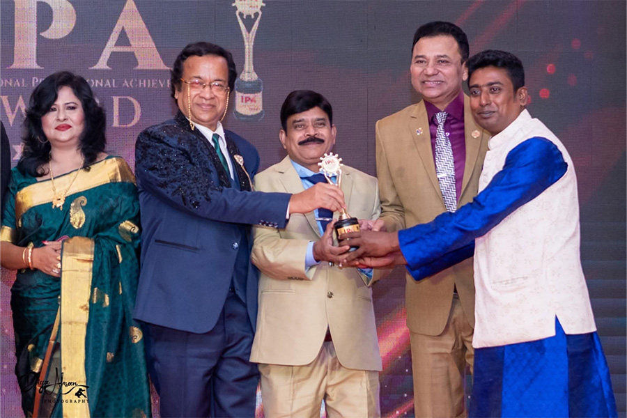 আইপা অ্যাওয়ার্ড পেলেন টাঙ্গাইলের ইসমাইল হোসেন রকী