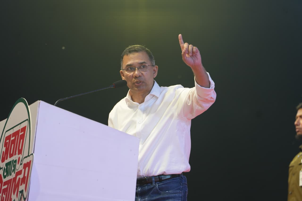 রোববার চট্টগ্রাম পলোগ্রাউন্ড মাঠের সমাবেশে প্রধান অতিথি তারেক রহমান