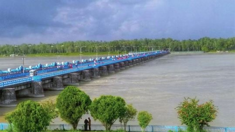 ভারতে ‘রেড অ্যালার্ট’, বাংলাদেশেও সতর্কবার্তা
