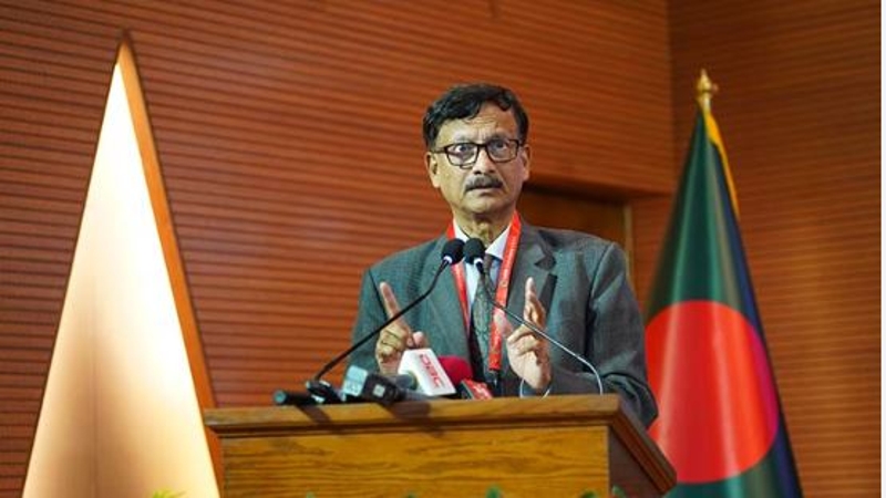 প্রবাসীদের সমস্যা সবার আগে সমাধান করতে হবে: পররাষ্ট্র উপদেষ্টা