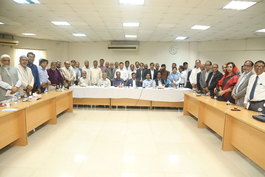 একাডেমিক স্বাধীনতা অক্ষুন্ন রেখে গবেষণায় অর্থায়ন বৃদ্ধির আশ্বাস ইউজিসি চেয়ারম্যানের