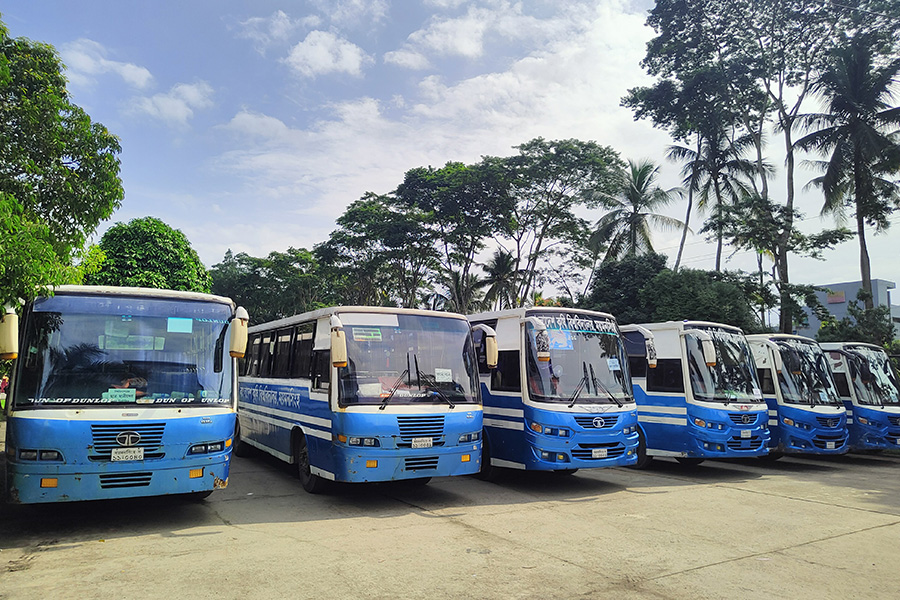বিসিএস প্রিলিমিনারিতে অংশ নিতে বাকৃবি শিক্ষার্থীদের জন্য বিশেষ বাস