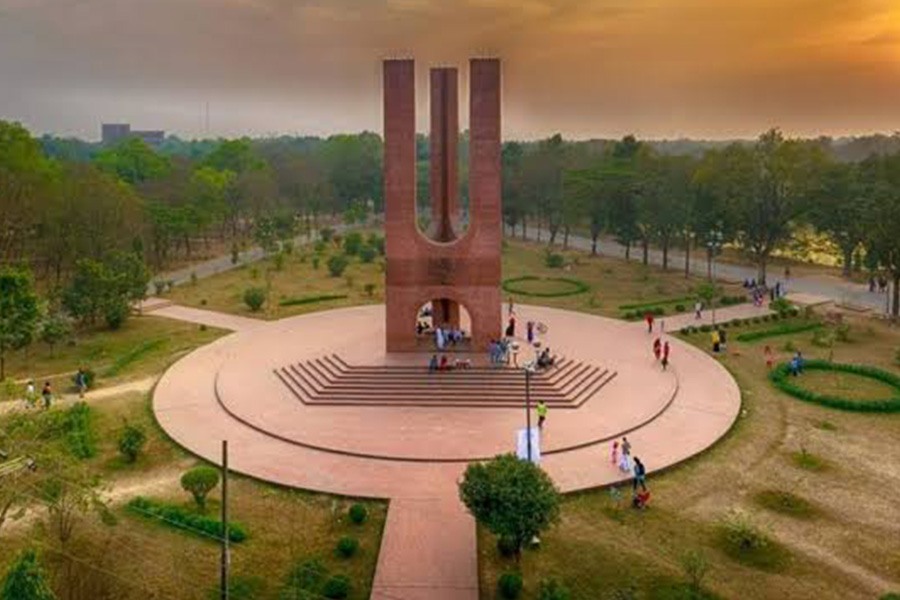 জাহাঙ্গীরনগর বিশ্ববিদ্যালয়ে নবীনবরণে র‌্যাগিংয়ের অভিযোগ