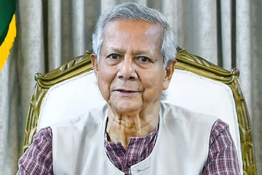 যতই চ্যালেঞ্জিং হোক, সুস্থ সবল প্রজন্ম গড়ে তুলতেই হবে : প্রধান উপদেষ্টা