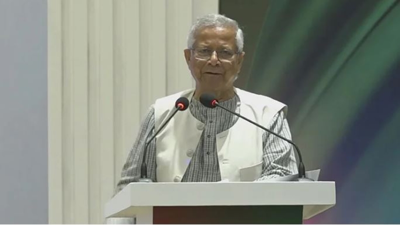 বাংলাদেশকে ম্যানুফ্যাকচারিং হাব বানাতে চীনা বিনিয়োগকারীদের প্রতি ড. ইউনূসের আহ্বান