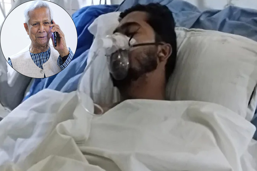 নুরের শারীরিক অবস্থার খোঁজ নিলেন প্রধান উপদেষ্টা