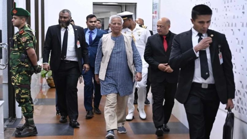 দেশে ফিরেছেন প্রধান উপদেষ্টা