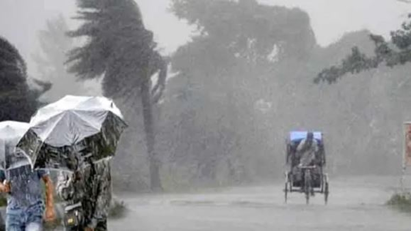 রাত ১টার মধ্যে ১৯ জেলায় হতে পারে ঝড়